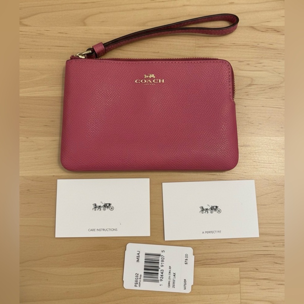 Coach Magenta Pink Pebbled Leather Wristlet with Gold Logo
